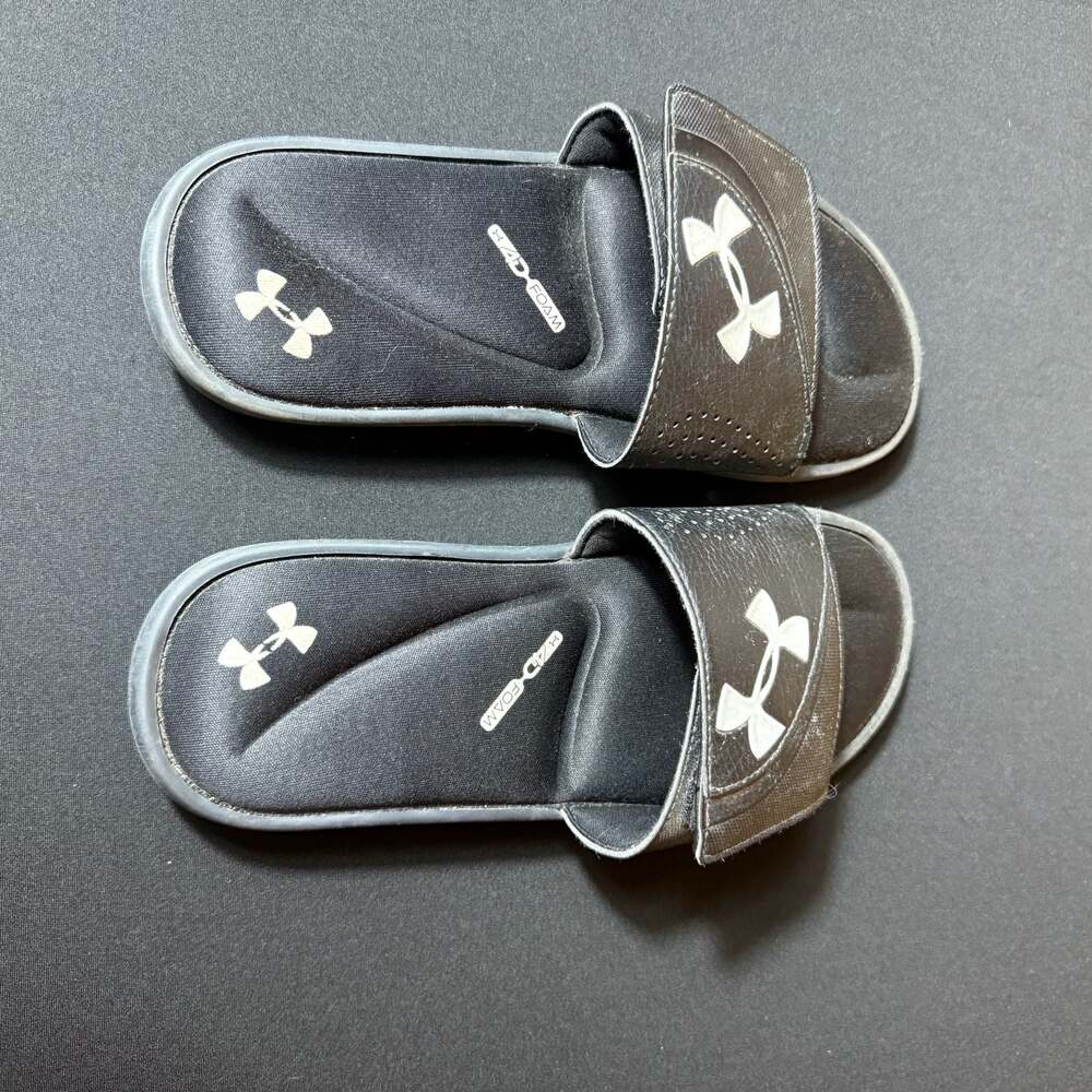 Under Armour 4D Foam Slides Size 8